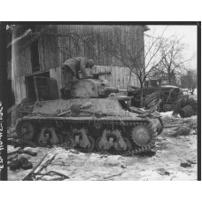 2x Buitgemaakte Hotchkiss 35H tank